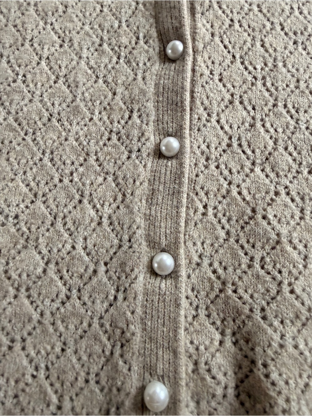 Abercrombie & Fitch Pearl Button Knit Cardigan - Picture 5 of 8